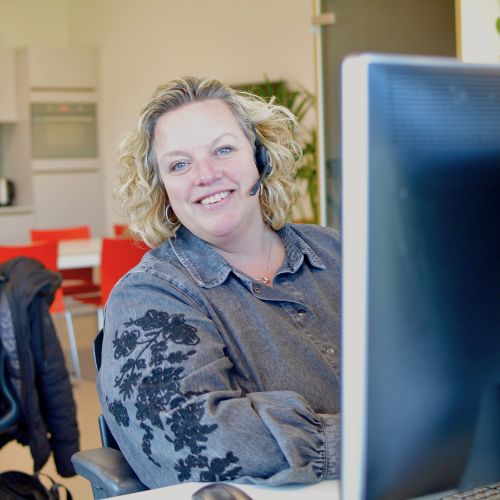 Saskia | Lead support